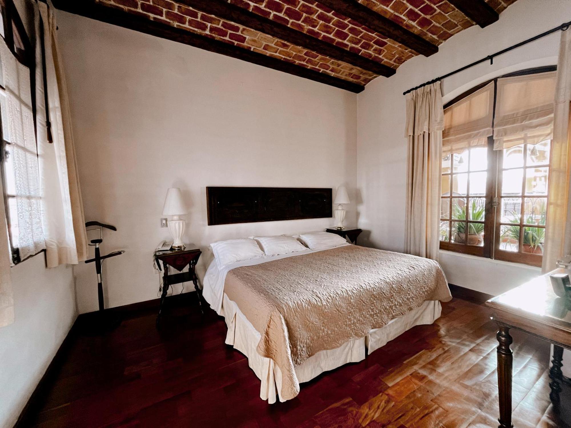 Parador Santa Maria La Real Sucre Exterior photo