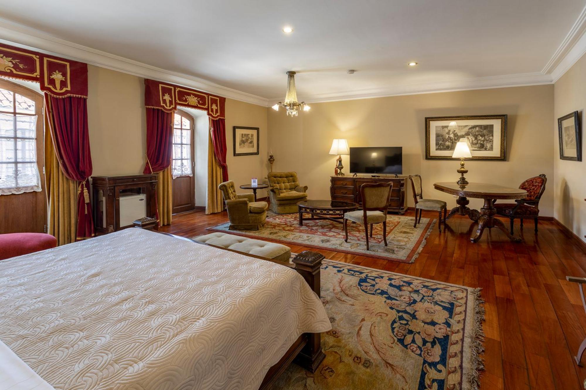 Parador Santa Maria La Real Sucre Exterior photo